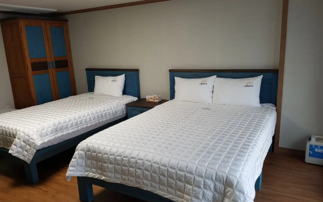 The View Hostel