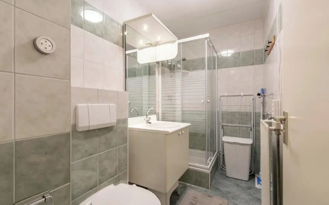 Bright Coastal Hideaway