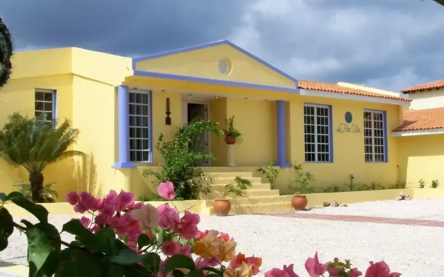 Howe Boutique Suites