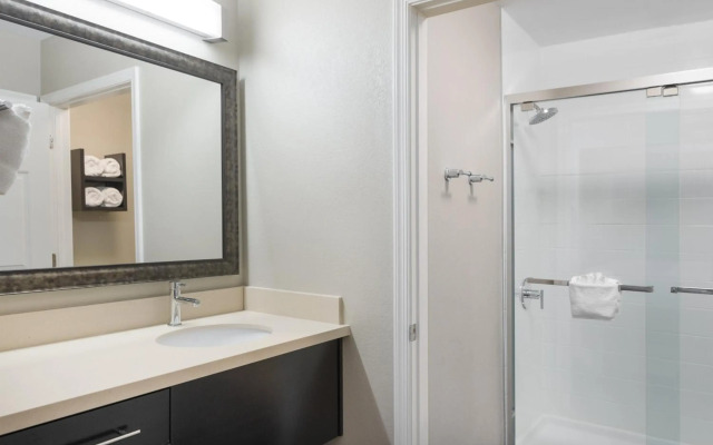 Staybridge Suites Chantilly - Dulles Airport by IHG