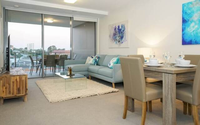 Westend 2 BED APT River Park Close to City UQ Qwe040