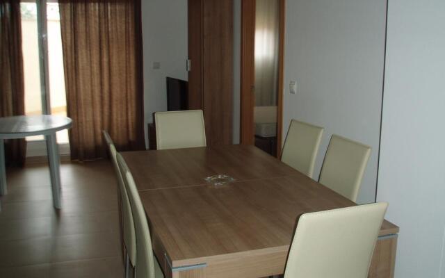 Apartamentos Amanecer