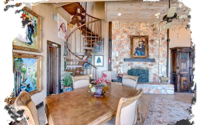 La Villa Vista Bed & Breakfast