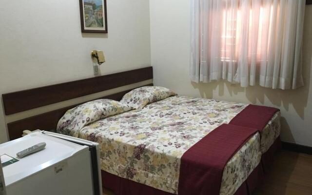 Avenida Charme Hotel