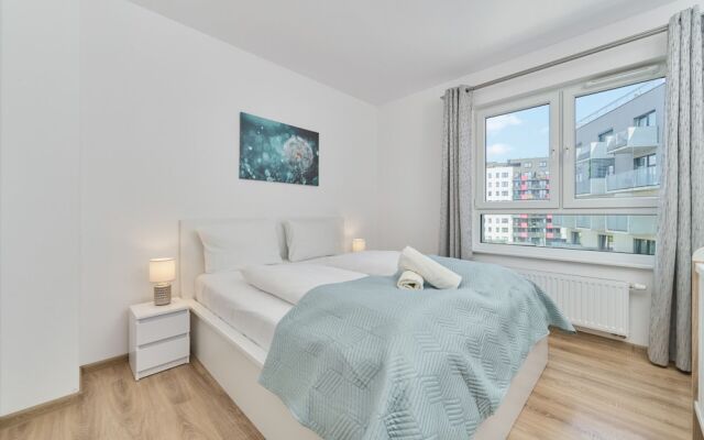 Family Apartment Wrocław by Renters