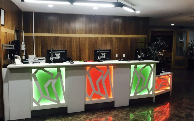Kiwi Airport Backpackers