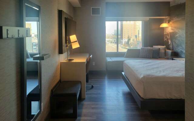 Cambria Hotel Niagara Falls