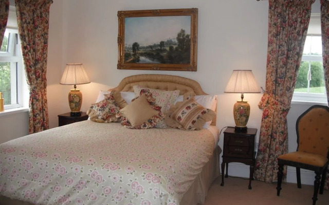 Hotel Calhoun by Oyo