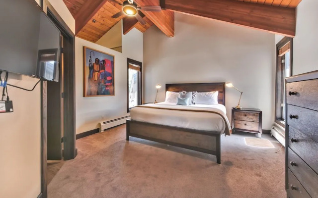 Pinnacle by Lespri Management