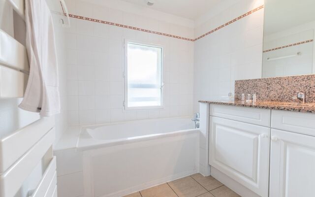 Madame Vacances Villas Club Royal 17