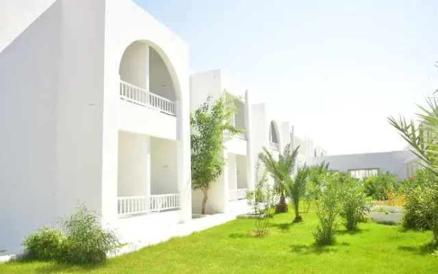 Отель TMK Marine Beach