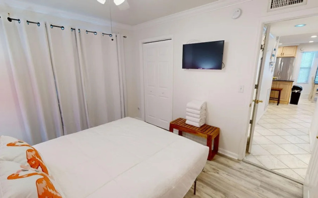 Sandpiper Cove 1086 2 Bedroom Condo by RedAwning