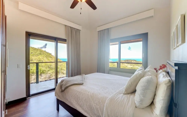 Luxury Home w/ Views & Infinity Pool: Near Beach!
