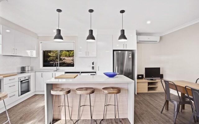 Stockton Street, 1/72