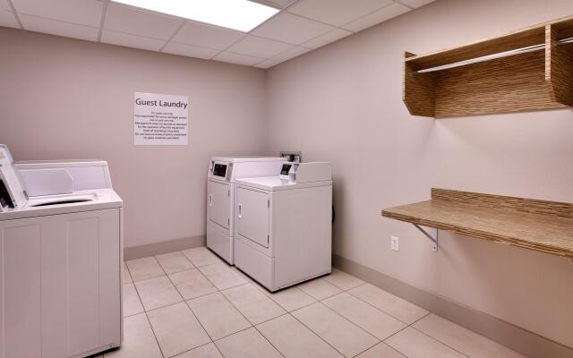 Holiday Inn Express & Suites Phoenix West - Buckeye by IHG