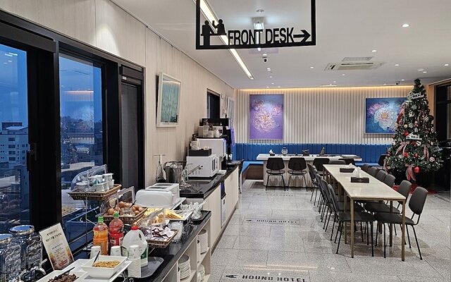 HoundHotel Mokpo PeaceSquare