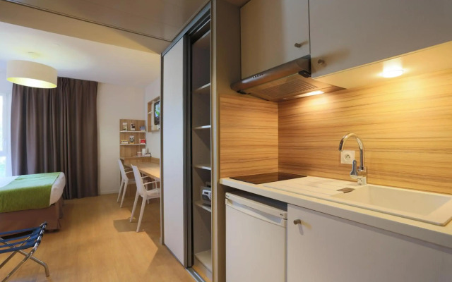 Q7 Lodge Lyon 7