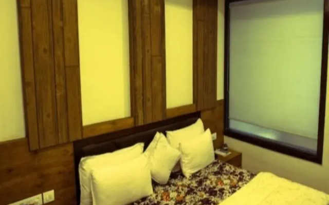 Hotel Bhabha