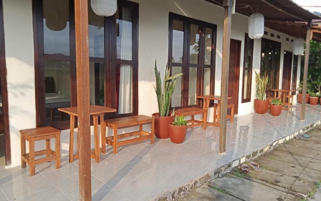 Rosella Cottages   Homestay   Yogyakarta – Outside – Sleman