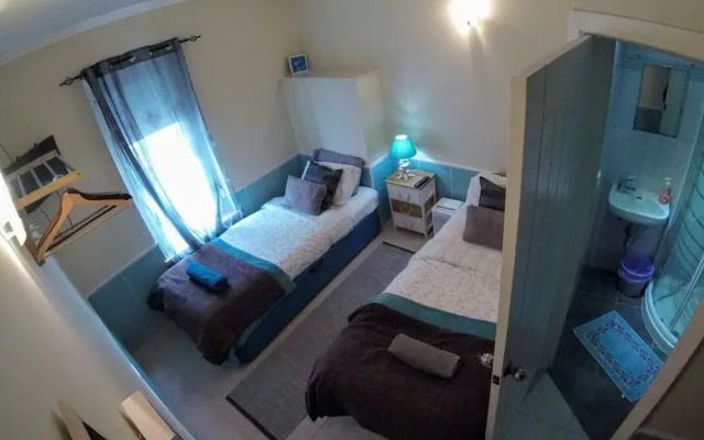 Peniche Surf Lodge - Hostel