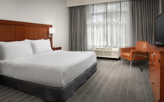 Courtyard by Marriott Jacksonville Flagler Center