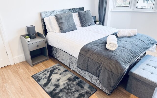 Impeccable 3-bed House in Nottingham Central