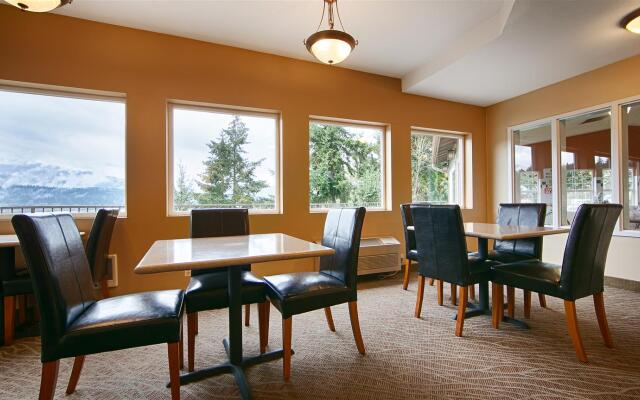 Best Western Plus Columbia River Inn
