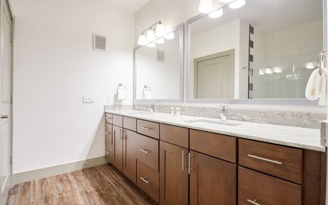 Sonder by Marriott Bonvoy East 5th Apartments East Austin
