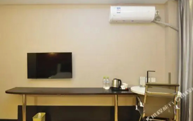 Yunshang Siji Chain Hotel Jinghong Manting Park