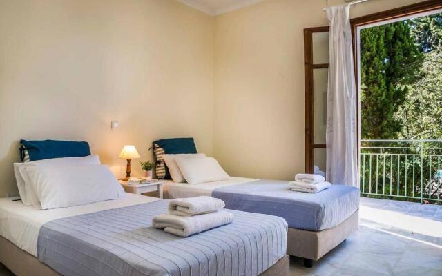 Garden House, up to 8px 1km from Fiskardo