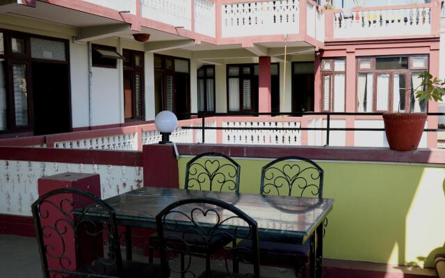Hotel Yala Peak