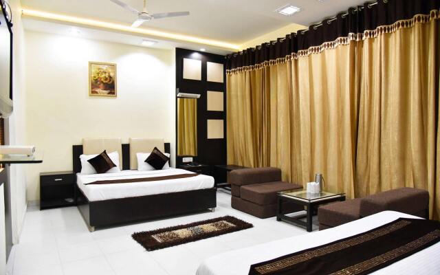 Hotel Akaal Residency