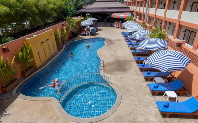 Kata Silver Sand Hotel