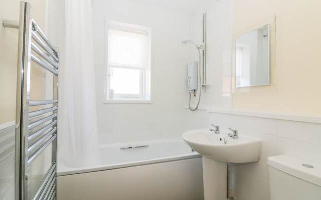 5 Malting Court