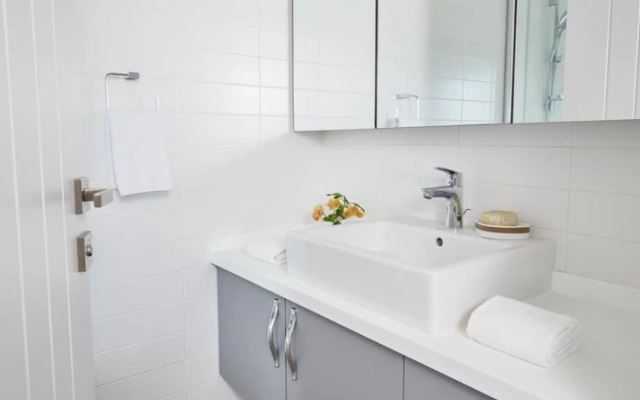 Villa Elmas -stunning 5 bed Villa With Rooftop bar