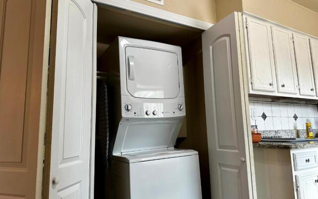 The Rustic @ Paseo de Encinal Drive