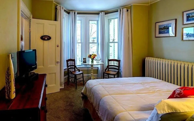 Captain Sawyer's Bed & Breakfast
