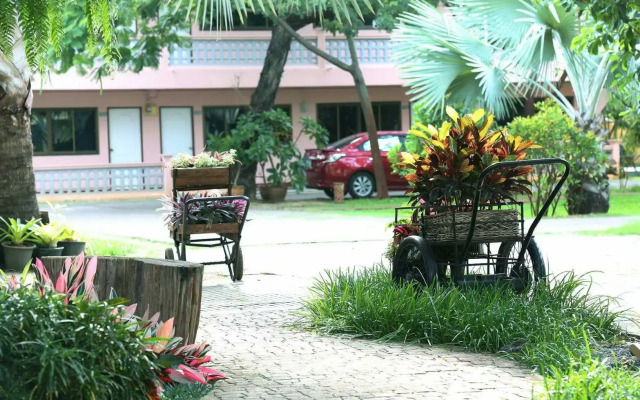 Prasertsri Place