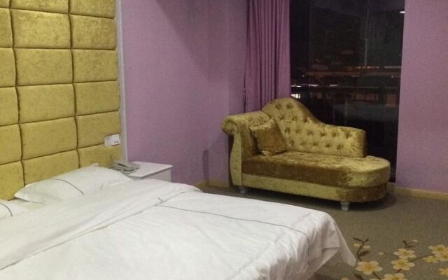 Wuhan Lianzi Lake Boutique Hotel
