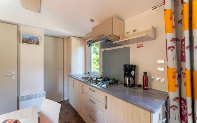 Camping le Chateau de Rochetaillée