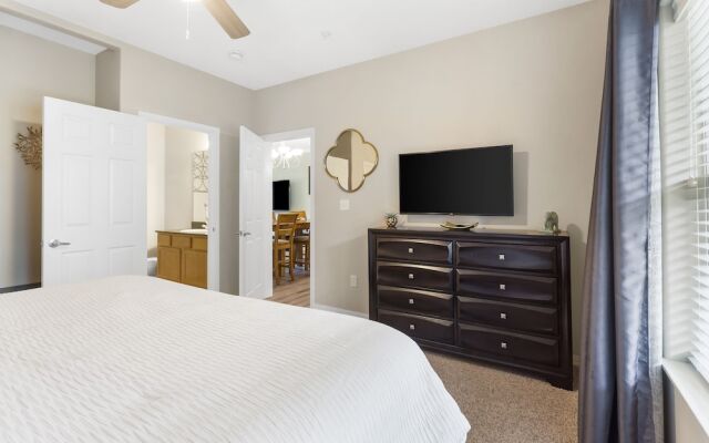 Majestic Luxury Condo at Table Rock Lake