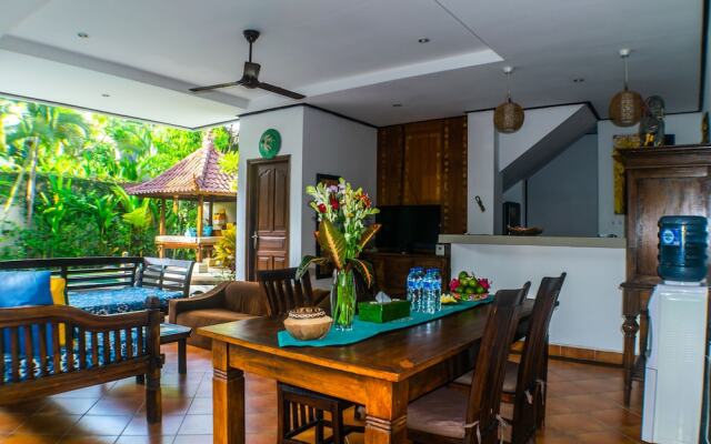 Villa Tristan - Private Pool Balcony Gazebo
