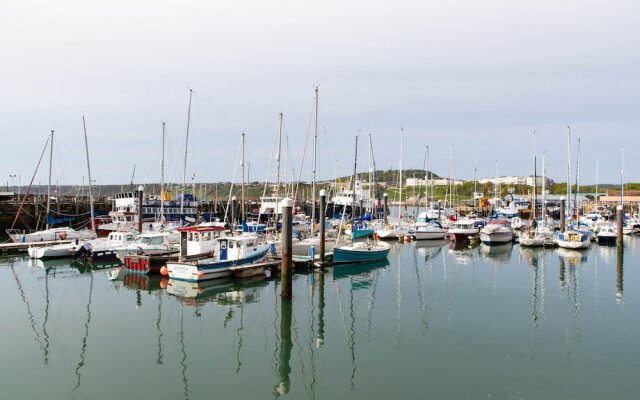 Bay New Southlands Hotel