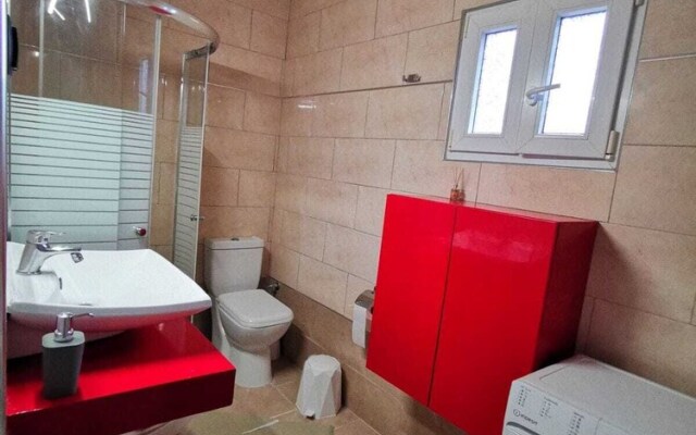 Antonela Sunshine Apartment by CorfuEscapes