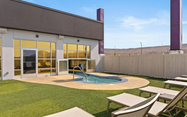 12 Tribes Resort Casino