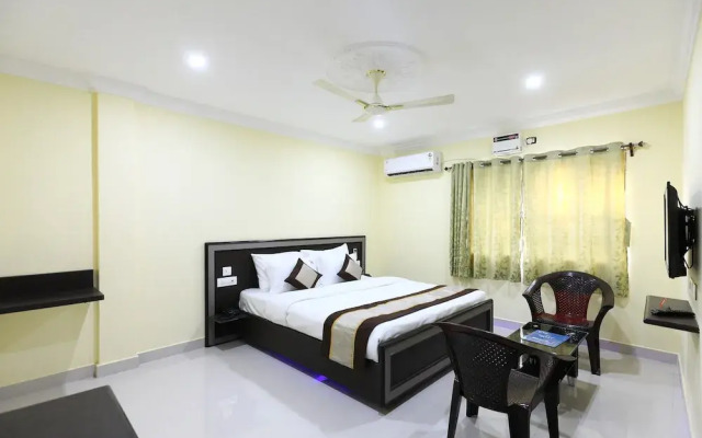 OYO 8266 Saibala Inn