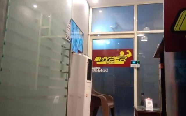 SPOT ON 80928 Ak Residency