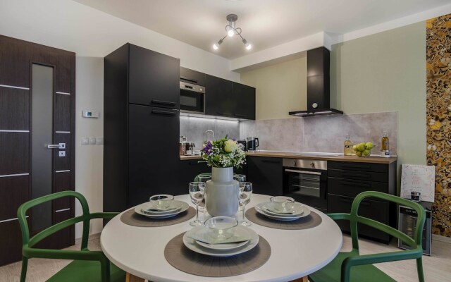 Prague Luxury APTs by Michal&Friends