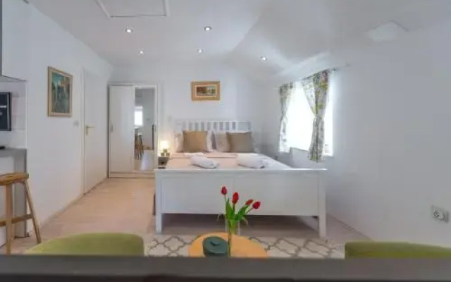 Apartments Bobo