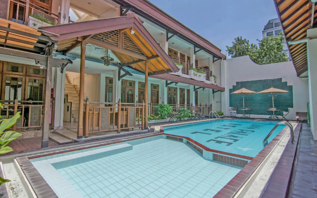 OYO 194 Hotel Sapta Gria